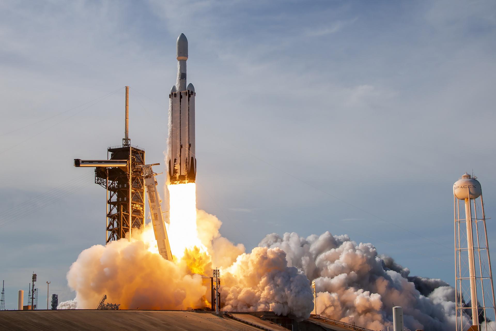 A SpaceX Falcon Heavy rocket carrying the National Oceanic and Atmospheric Administration (NOAA) GOES-U (Geostationary Operational Environmental Satellite U) lifts off from Launch Complex 39A at NASA’s Kennedy Space Center in Florida on Tuesday, June 25, 2024. The GOES-U satellite is the final satellite in the GOES-R series, which serves a critical role in providing continuous coverage of the Western Hemisphere, including monitoring tropical systems in the eastern Pacific and Atlantic oceans.